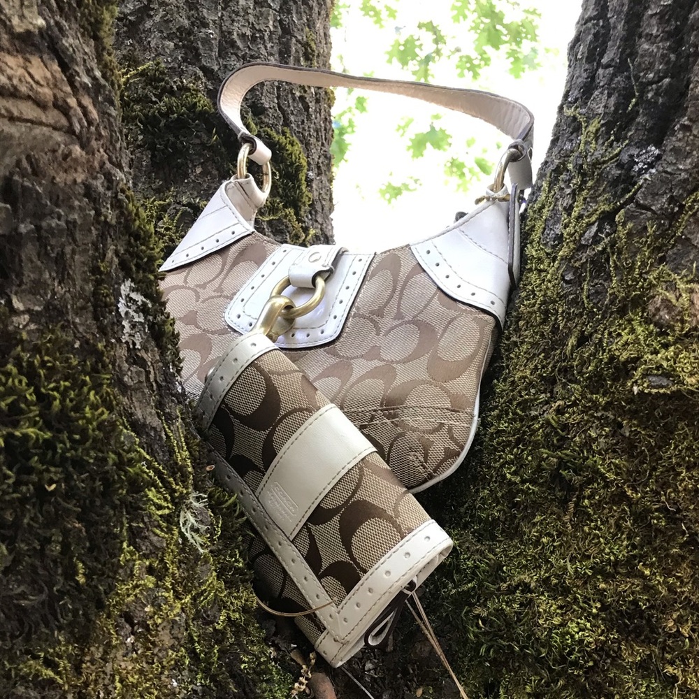 Coach purse and wallet